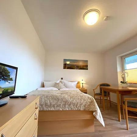 شقة Suederhaus Hiddensee App 3 *